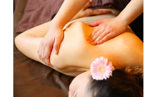 C089 【女性限定】上半身集中70分/筋膜リリースマッサージ/筋膜