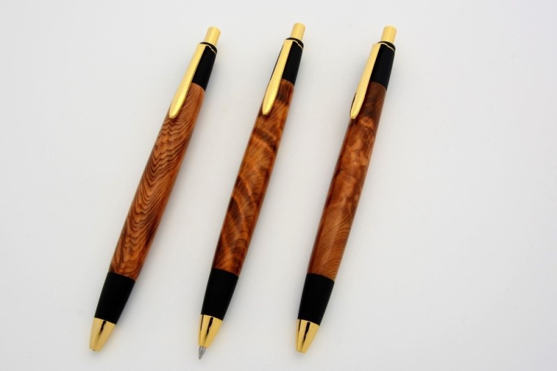 天然屋久杉ボールペン(0.7mm)1本 〈 ペン 文具 工芸品 文房具 雑貨
