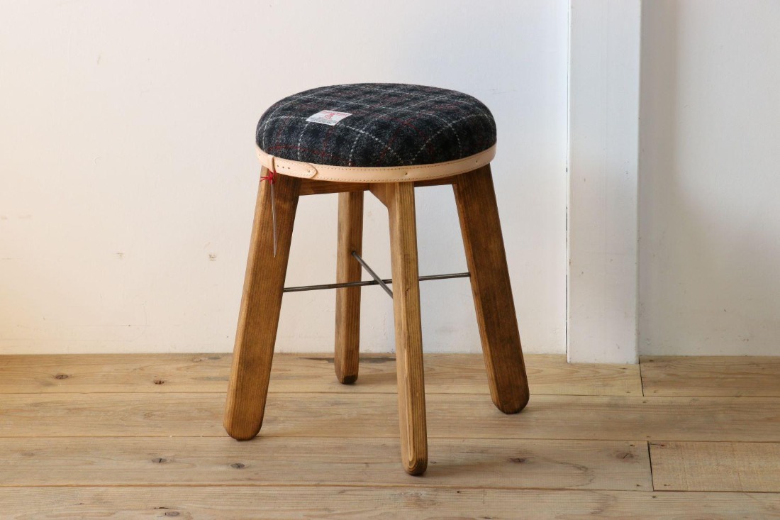 ハイスツール 【ブラック＆グレーチェック】HARRIS TWEED（ハリス