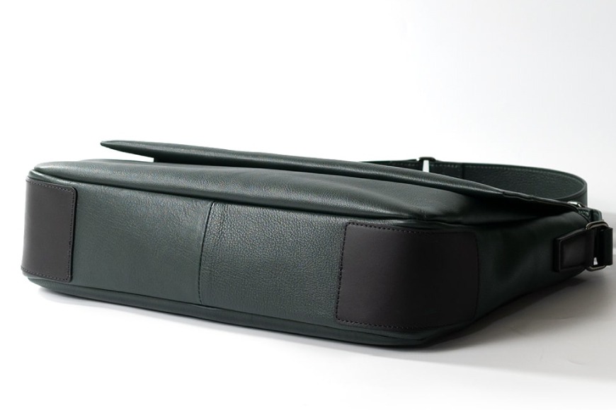新品同様 SOMES SADDLE ショルダーバッグ グリーン PR-26 22483a7c-16b3-4730-8184-