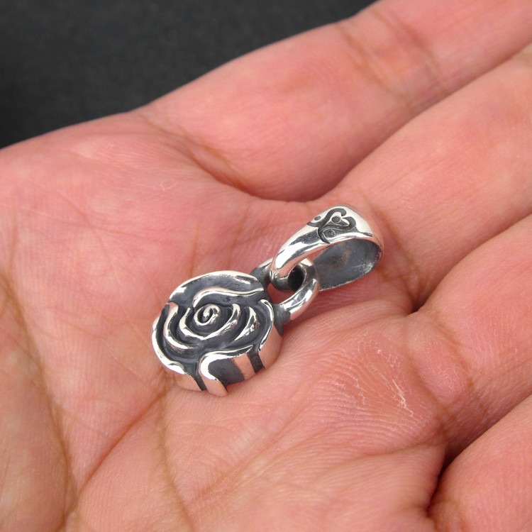 Shin's シルバー フラワーモチーフペンダントトップ Flower pendant フラワー ペンダント ｜ シルバー アクセサリー 花