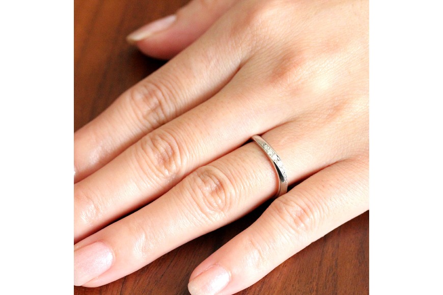 指輪 結婚指輪 ペアリング PT100 プラチナ10％ ダイヤ 0.05ct ブラック