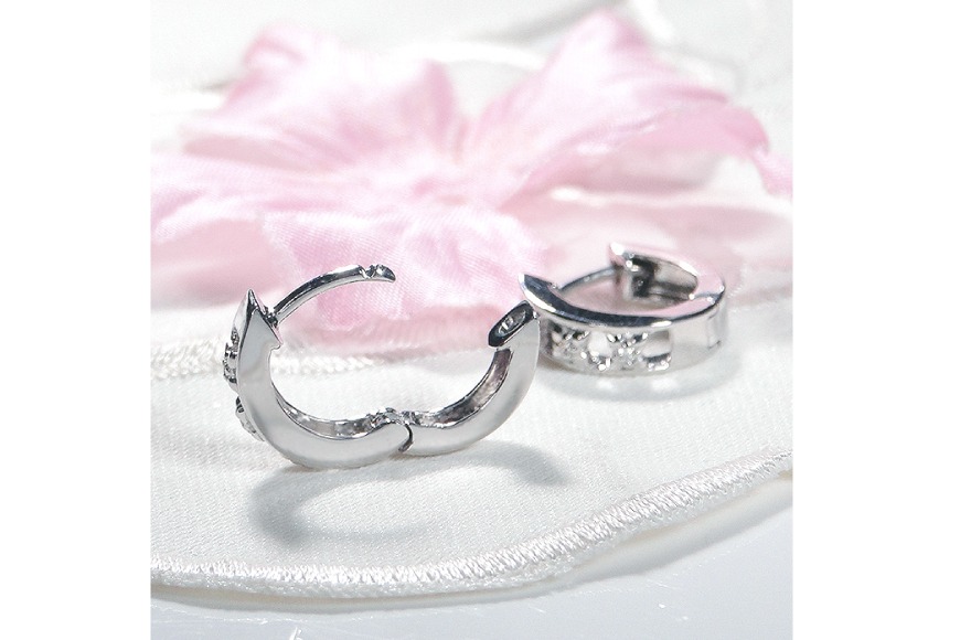 ピアス プラチナ PT900 ダイヤモンド 0.03ct フープピアス 【f220-pt