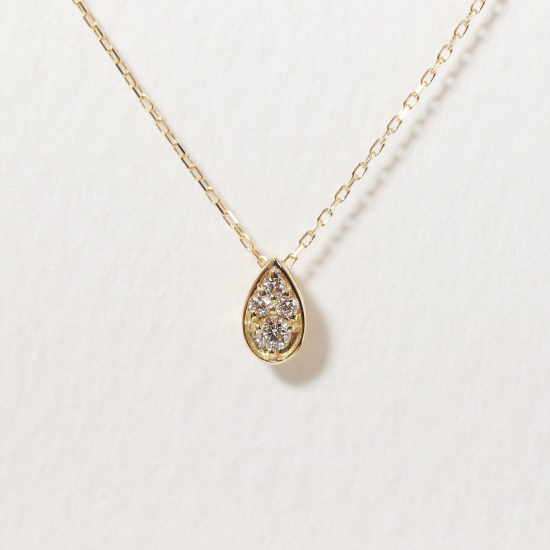 K18 0.06ct しずくダイヤモンドペンダント BQ-229（山梨県甲斐市