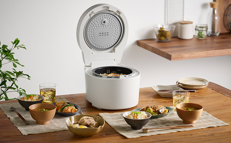 炊飯器 3合 アイリスオーヤマ IHジャー RC-ISA30-W ホワイト IH炊飯器
