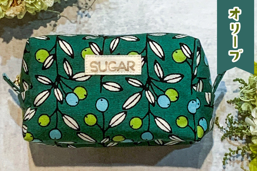 コロンとしたフォルムが可愛いボックスポーチ (オリーブ)｜ボックス