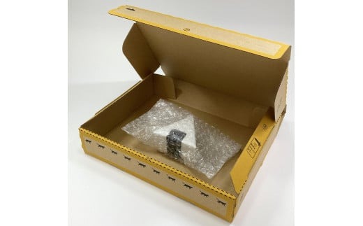 ひんやり冷たいアルミ合金製 KIHOの文鎮 （おむすび形ペーパーウエイト
