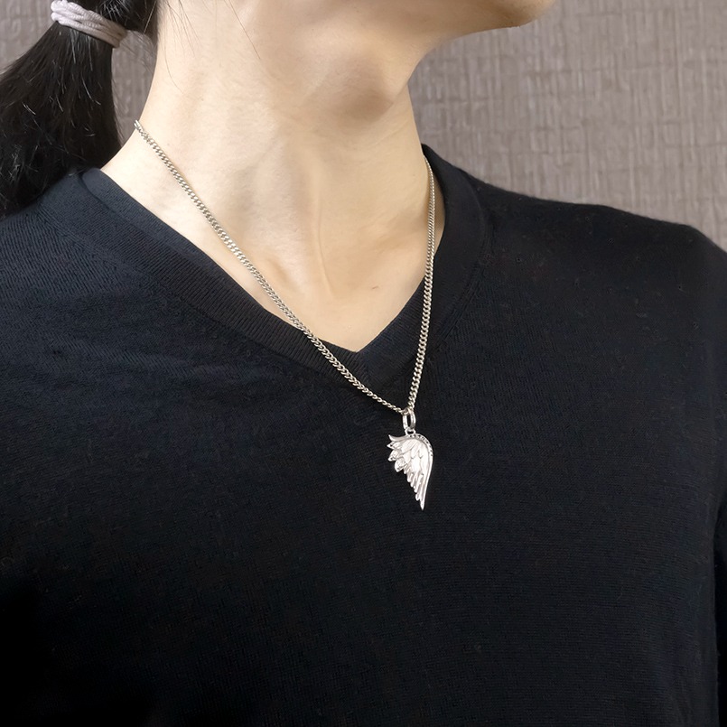 羽根と平和のシンボルのネックレス プラチナ ネックレス メンズ 羽根 翼 ダイヤモンド 喜平用 ペンダント