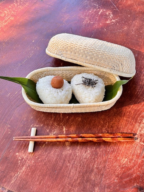 ブータン/ポンチュー(弁当箱) ユラ工芸品　伝統的手工芸 a3533382-edef-49e8-b6b6-