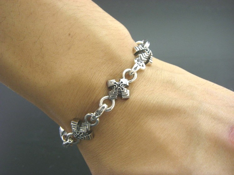△　ピラミッドブレス シルバー ブレスレット 美品 正規 Pyramid cross bracelet ピラミッド クロス ブレスレット ｜ 腕輪