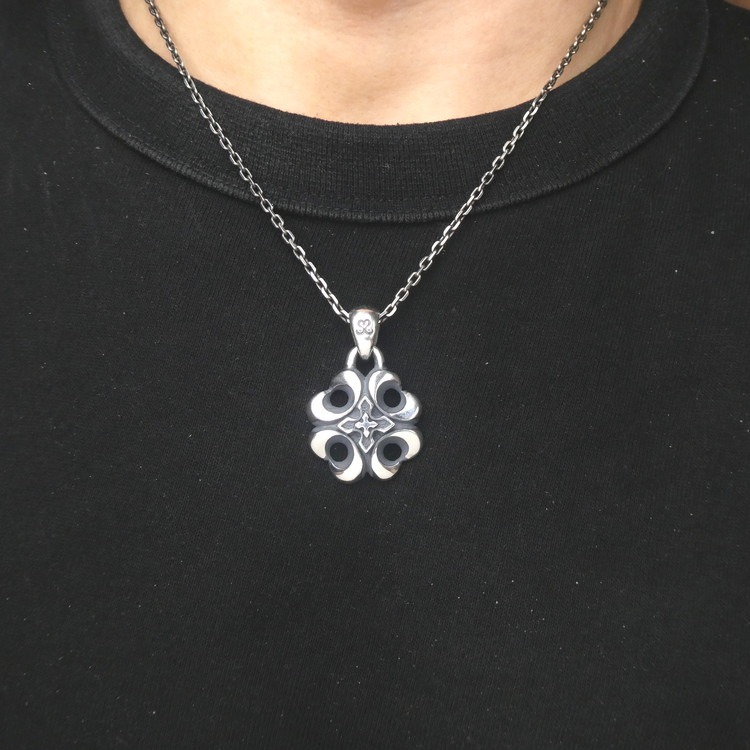 Gothic double cross pendant ゴシック ダブル クロス ペンダント