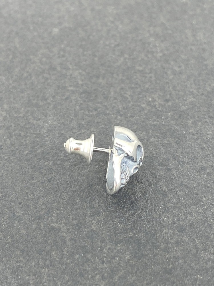 美品　モーシッシ　翡翠　ピアス　ハンドメイド　シルバー925 medium standard skull pierce スカル ピアス ｜ シルバー