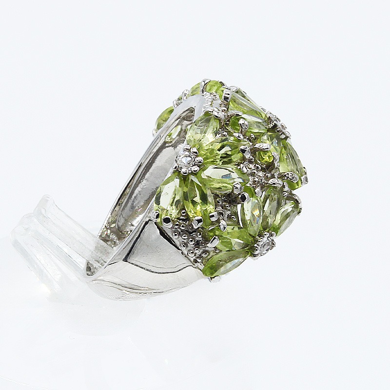 b0082908-24b9-4e23-8a88-