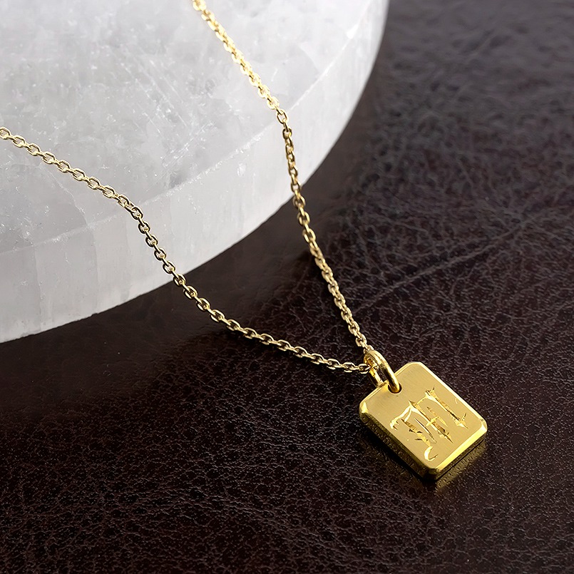 純金 24金 ペンダントトップ インゴット型 K24 イニシャル 刻印