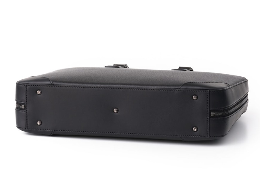 【美品】ソメスサドル　ビジネスバッグ　ブリーフケース　オールレザー　金具　黒 file_be19ec1fa7aa1191705269088