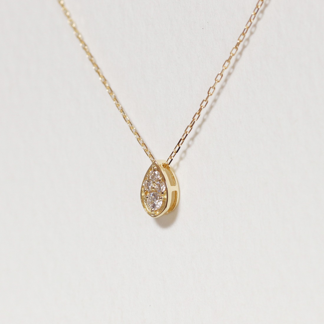 K18 0.06ct しずくダイヤモンドペンダント BQ-229（山梨県甲斐市