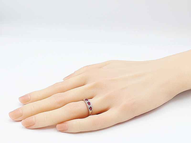 d552b74d-5111-430a-bee1-