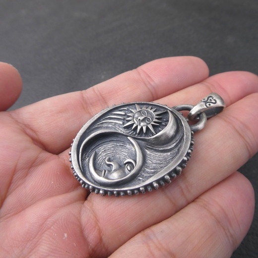 太陽と月 pendant (silver)（茨城県常総市） | ふるさと納税サイト