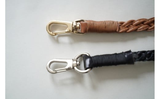 ペット用リード　編み込みレザー　短め 編み込みマルチリード/ カフェリード / ヌメ本革 / 北海道レザー