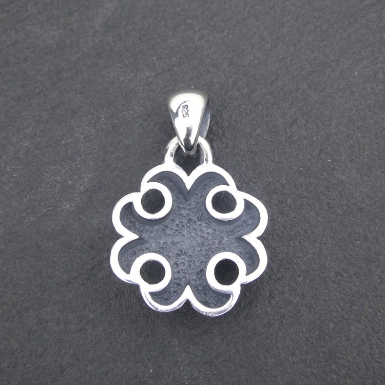 シルバー925 ビッグインパクトダブルクロス ペンダントチャーム Gothic double cross pendant ゴシック ダブル クロス ペンダント