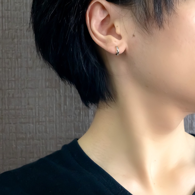 バブ様プラチナプレシオサキュービック メンズピアス(片方)1.00CT相当*新品 バブ様プラチナプレシオサキュービック メンズピアス(片方)1.00CT相当