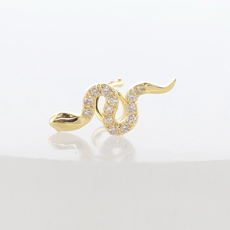 ヘビ 蛇 18金 ピアス つけっぱなし 片耳 ダイヤモンド キャッチの