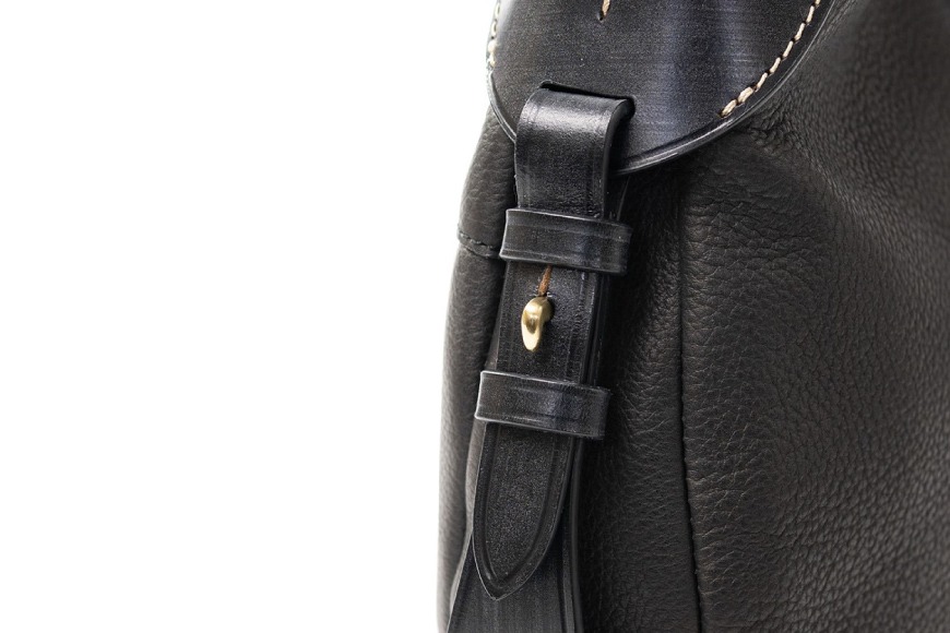 SOMES ショルダーバッグ クロスボディ ショルダー（ブラック）IL-47