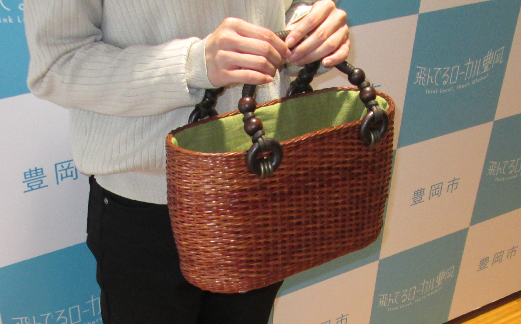 希少伝統工芸　コリ柳細工　手つき籠　大 かごバッグ 柳かご（大） / 籠バッグ 豊岡 杞柳細工 伝統工芸士作 伝統